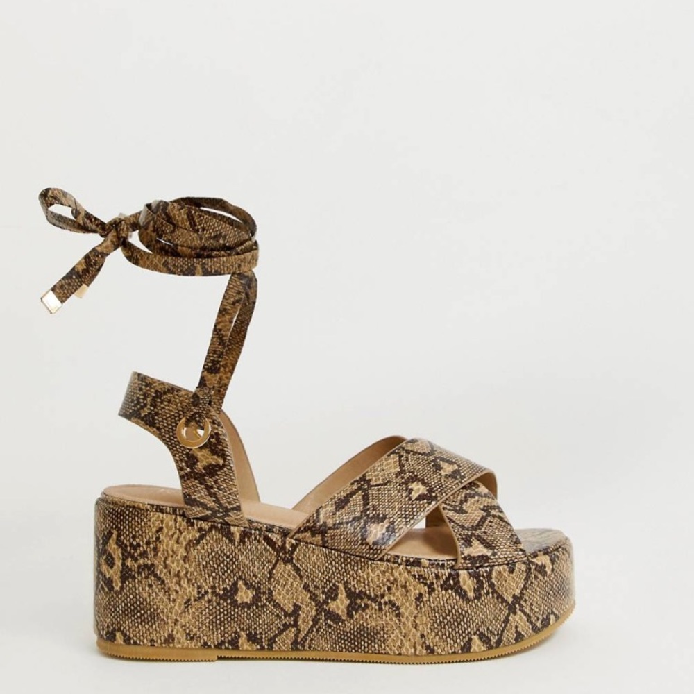 Nude platform sandal
